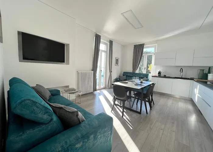 Belvedere 229 Lakeview