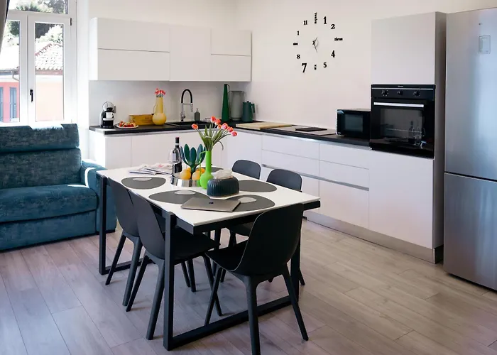 Belvedere 229 Lakeview